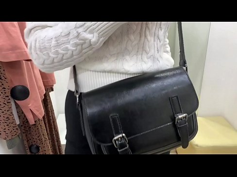 ❤️ Pampublikong masturbesyon ng batang asong si FeralBerry na may dildo sa fitting room ❌ Fuck video sa tl.hentai-id.ru ☑